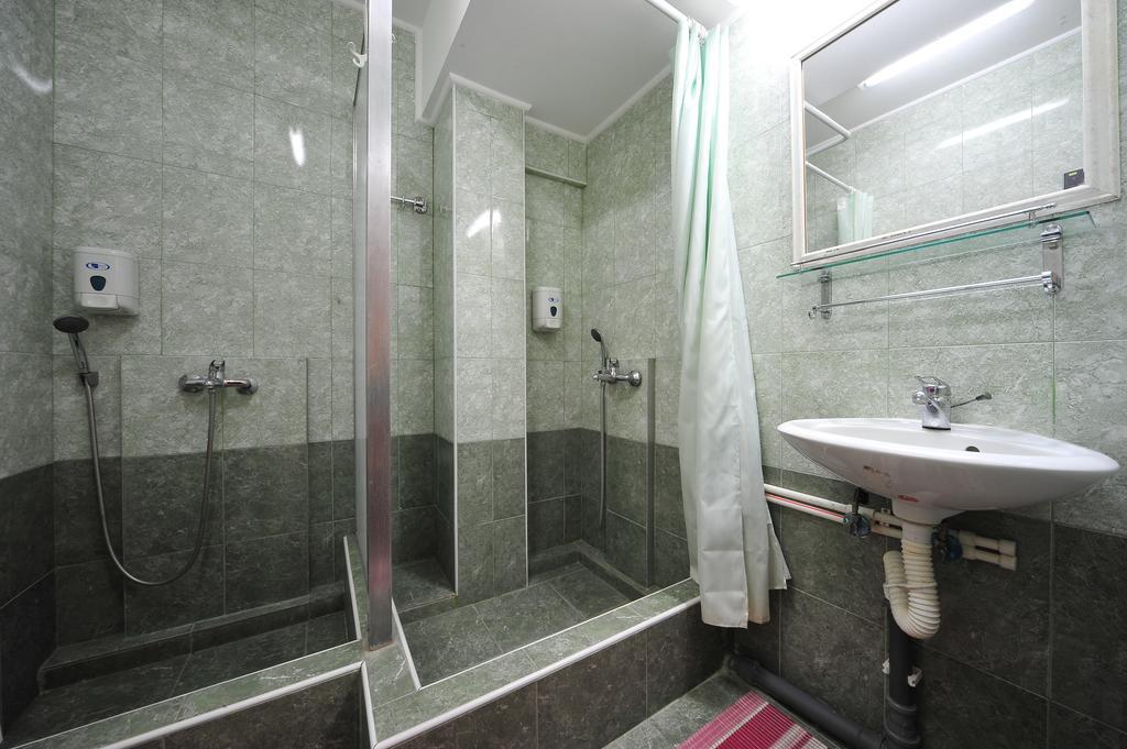 بلغراد Hostel Bed N Beer المظهر الخارجي الصورة
