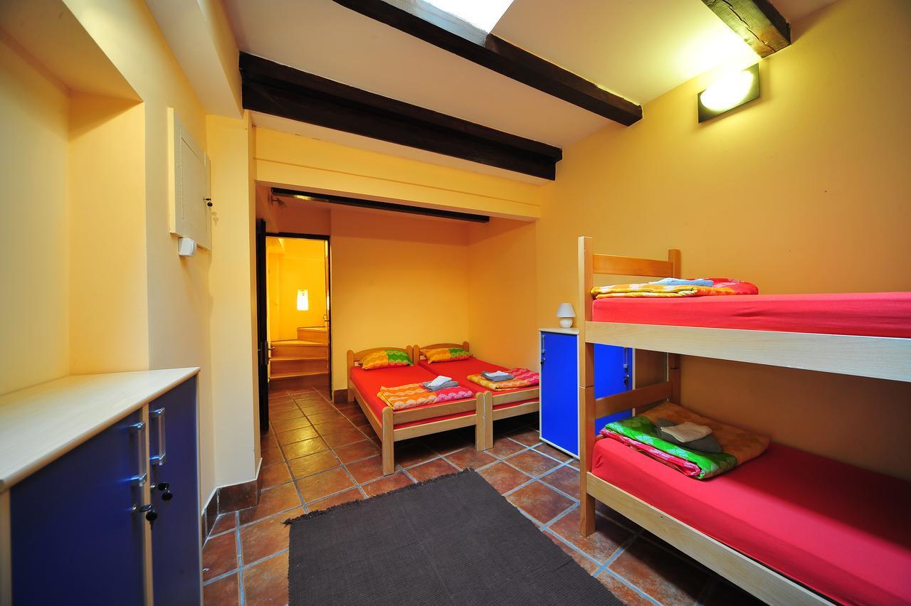 بلغراد Hostel Bed N Beer الغرفة الصورة